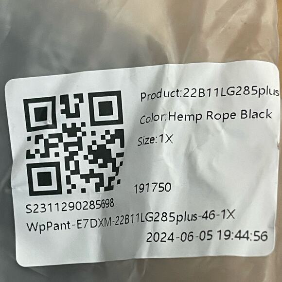 HALARA Charcoal Leggings with Pockets - Picture 11 of 11